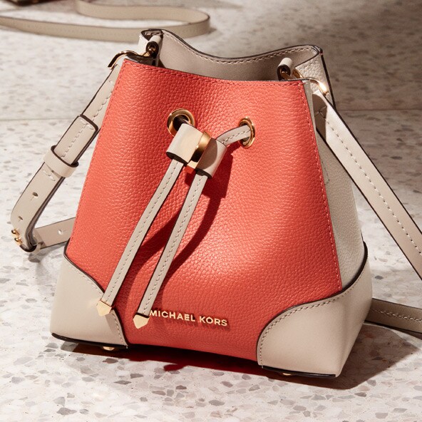 Michael Kors Canada Black Friday Sneak Peek Sale: Mercer Crossbody Bay $99  & up to 60% off - Canadian Freebies, Coupons, Deals, Bargains, Flyers,  Contests Canada Canadian Freebies, Coupons, Deals, Bargains, Flyers,  Contests Canada