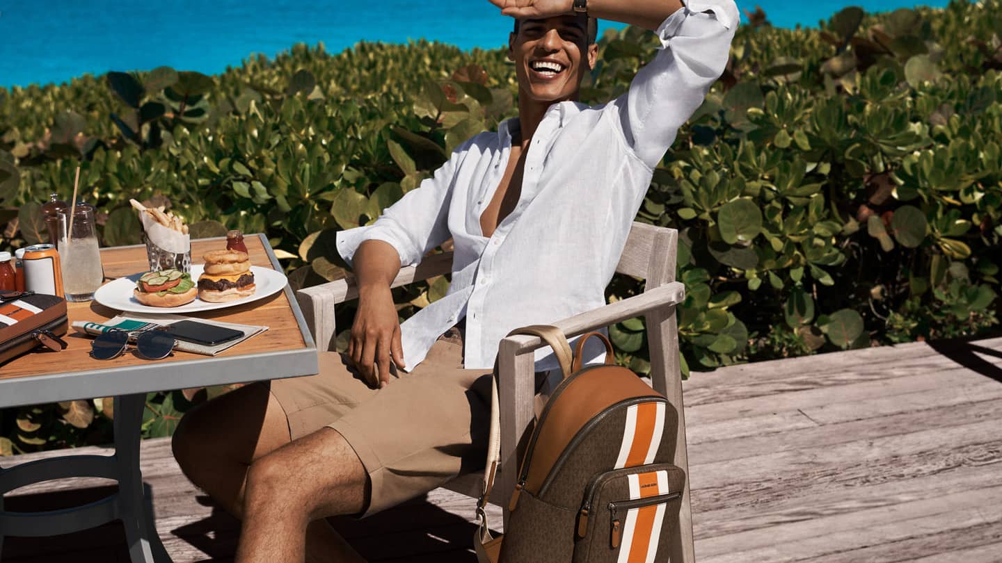 Michael Kors USA: Designer Handbags, Clothing, Menswear, Watches, Shoes, And More